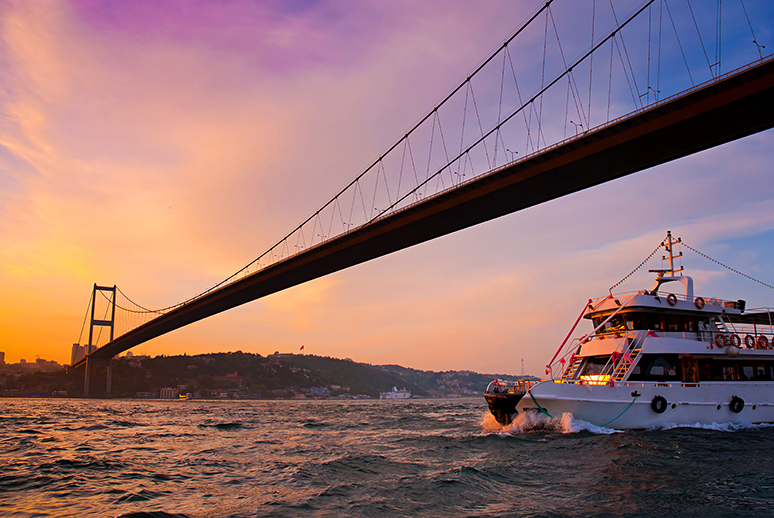 bosphorus cruise with continents